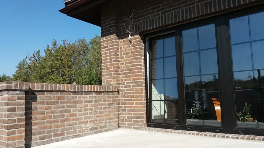 black brick hand fired brick factory full Trojanowscy