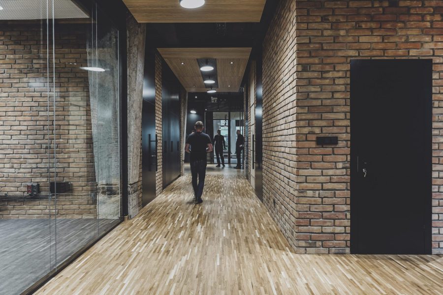 dekorativer Ziegelhersteller Produzent Brickyard Trojanowscy