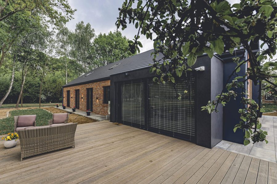 Ziegel handgeformte moderne Scheune