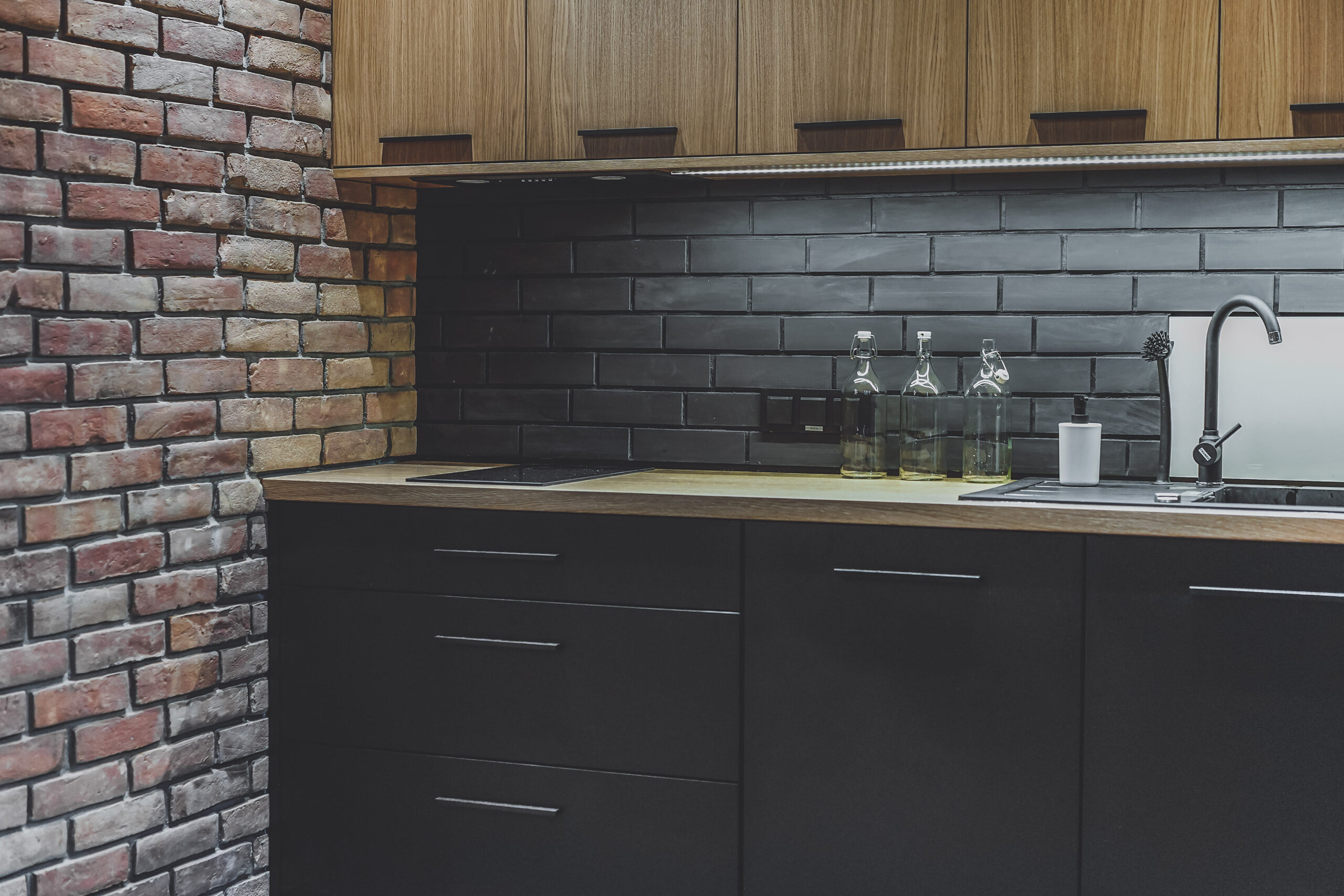 Ziegel in der Küche Ziegel Fliesen