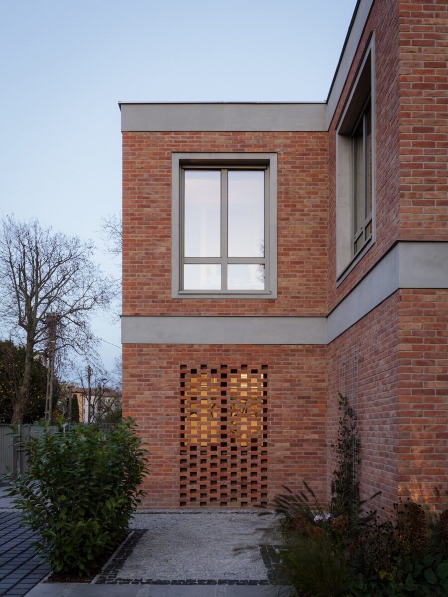 Facing brick facade